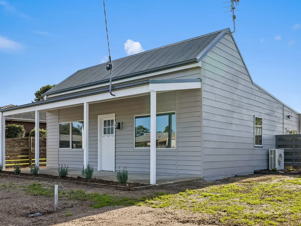 North Wonthaggi 3房  Every Home Has a Storey, Make This One Yours!