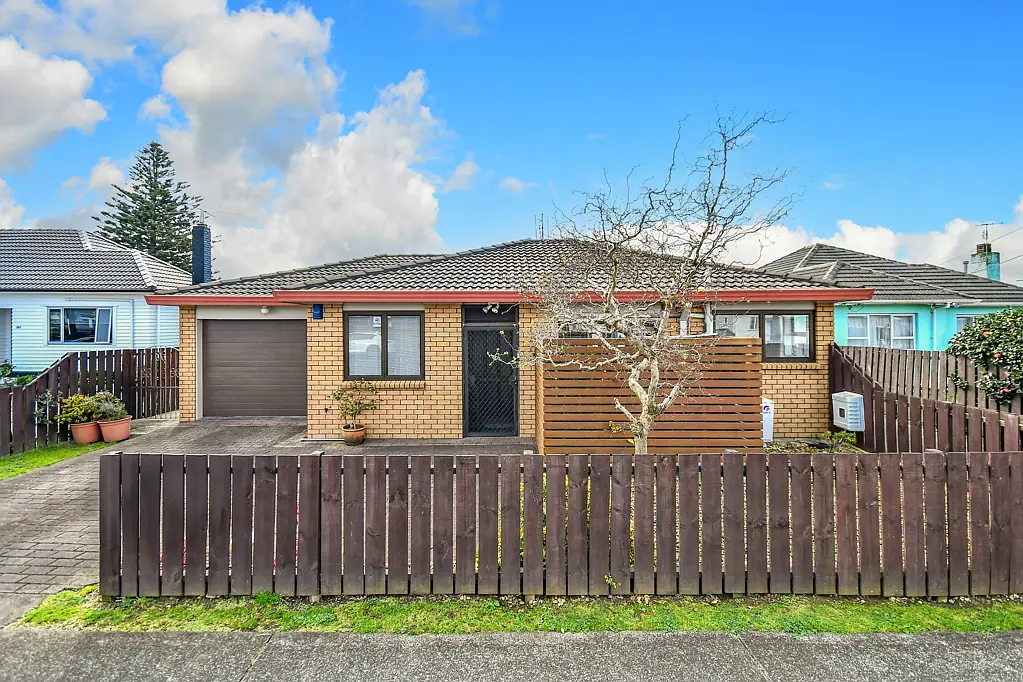 60A Hoteo Avenue, Papatoetoe, Manukau City, Auckland