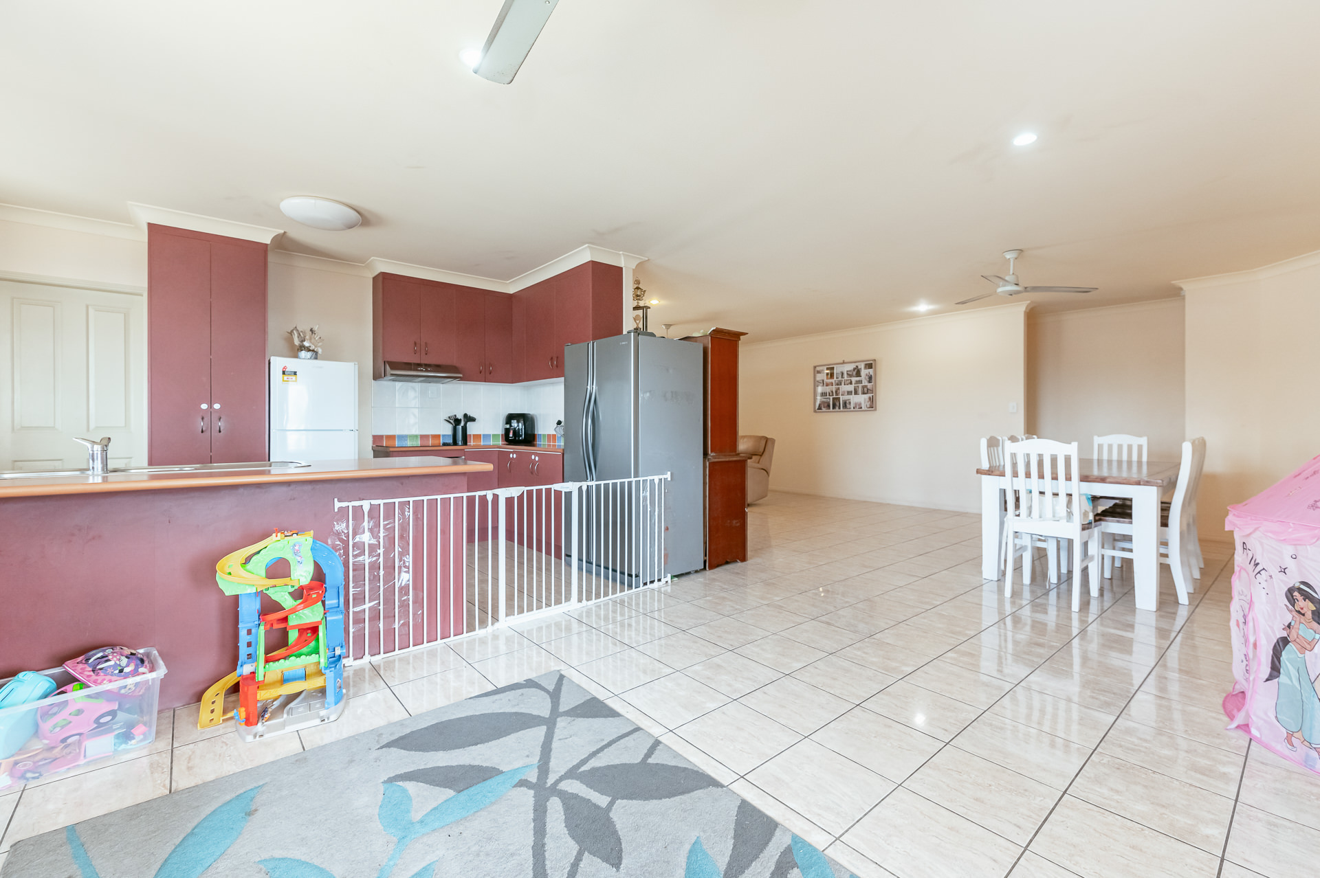 8 STITT CL, GLEN EDEN QLD 4680, 0房, 0浴, House