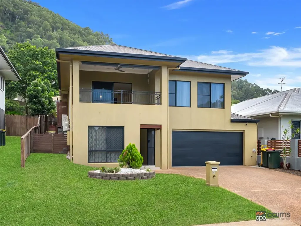 Mount Sheridan 4Zimmer Forest Gardens – Two Storey capturing Commanding Views