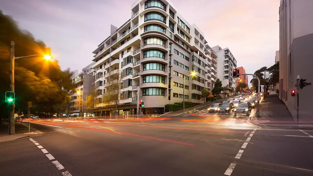 Aircon in each room!! Prime Position 2 Bedroom plus Media Room Apartment For Lease