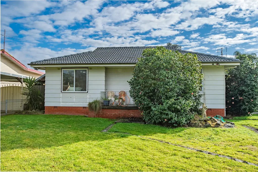 North Albury 3Kwarto Updated Essentials With Future Potential