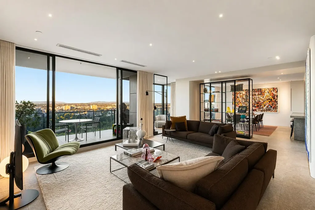 Melbourne 3غرفة نوم Architectural brilliance.  Panoramic views.  Timeless Living.