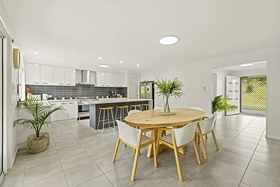 ਰਸੋਈ - 6 EAGLE ST, HIGHFIELDS QLD 4352