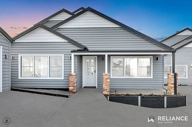 Bacchus Marsh 3房 镇中心的精美联排别墅 Beautiful Town House in center of Town