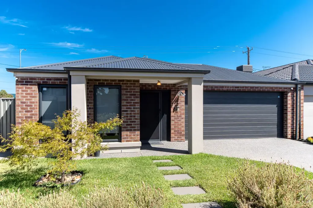 9 Sutton Crescent, Carrum Downs, VIC 3201