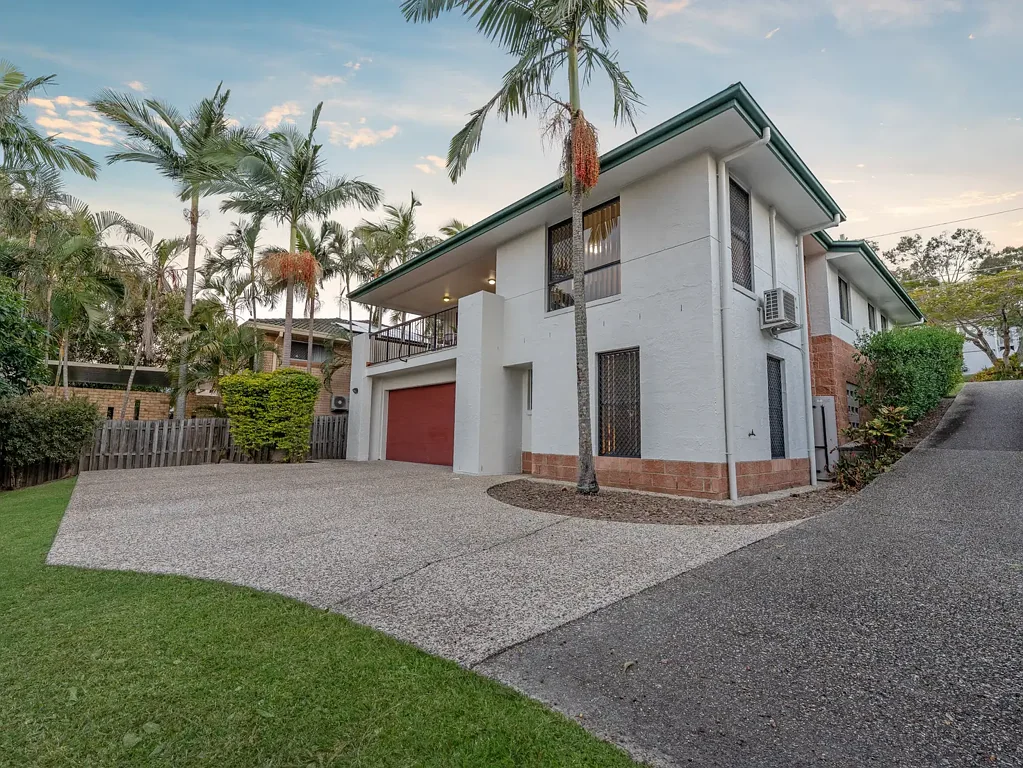 Mitchelton 4 Bedroom With a Design That Lasts, in the Location You'll Love!