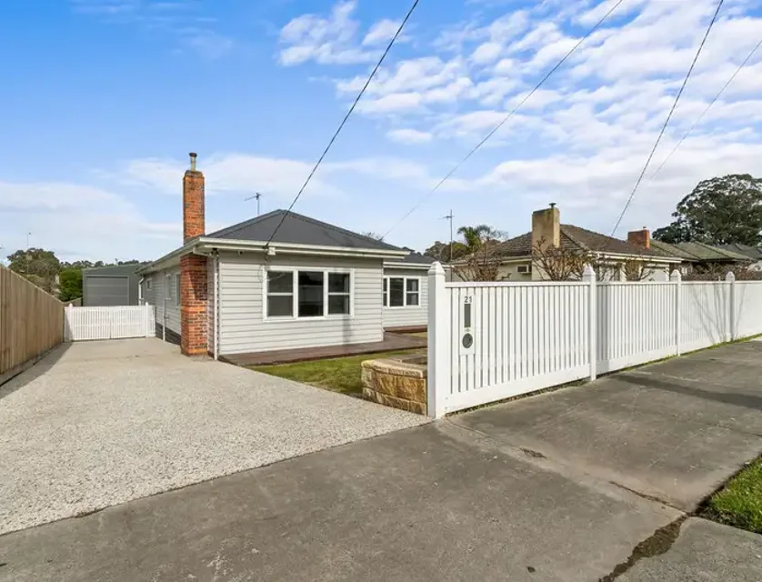 21 Charles Street, Traralgon, VIC 3844, 4 ਕਮਰੇ, 2 ਬਾਥਰੂਮ, House