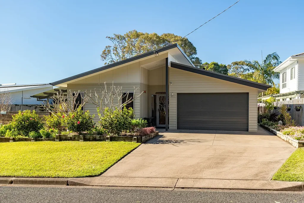 Smiths Lake 3ਬੈੱਡਰੂਮ Stylish Architect-Designed Home