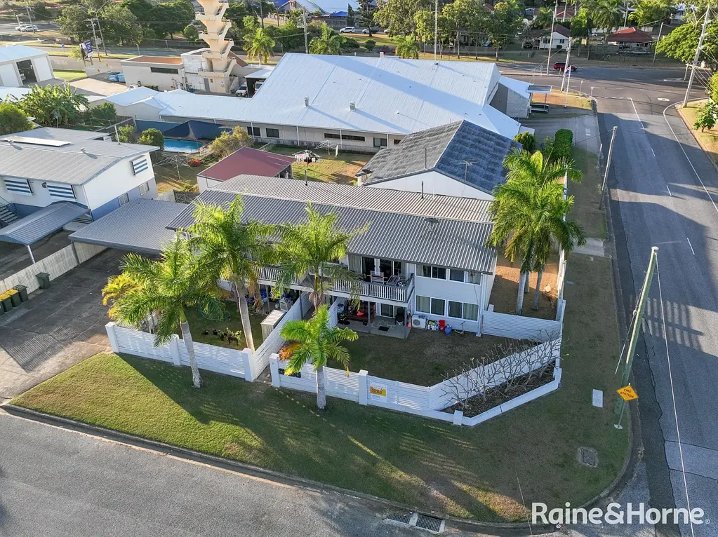 2 Walters Avenue, West Gladstone, QLD 4680