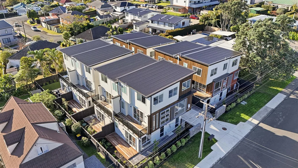 Belmont 4침실 Modern Living - Sea Views - Great Location!