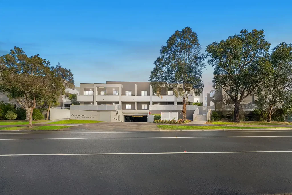 Patterson Lakes 2 Bedroom Top Floor Serenity with Water Glimpses - Casuarina Apartments