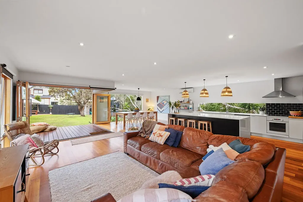 Smiths Beach 4 Bedroom Spacious & Stylish Coastal Setting