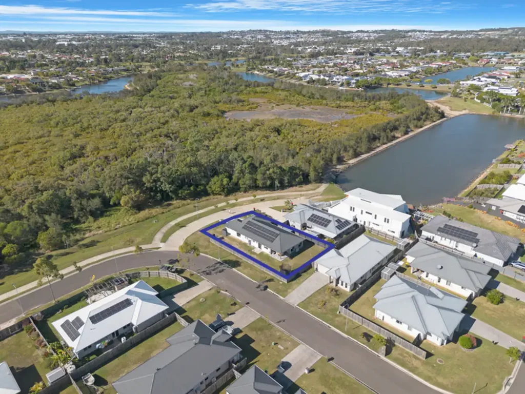40 Imperial Circuit, Eli Waters, QLD 4655