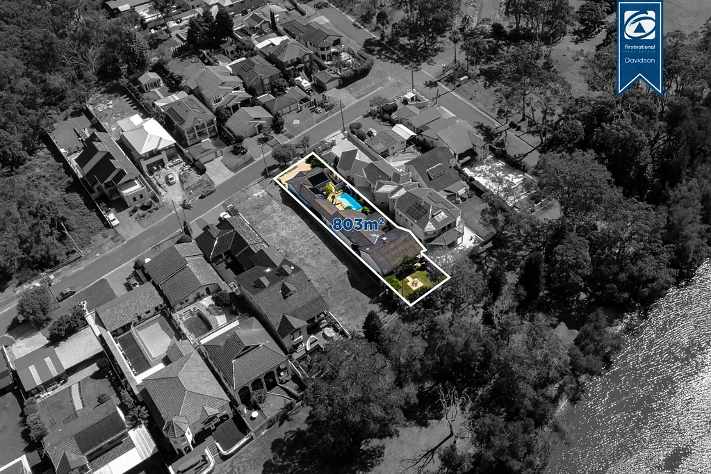 8 Riverview Road, Pleasure Point, NSW 2172