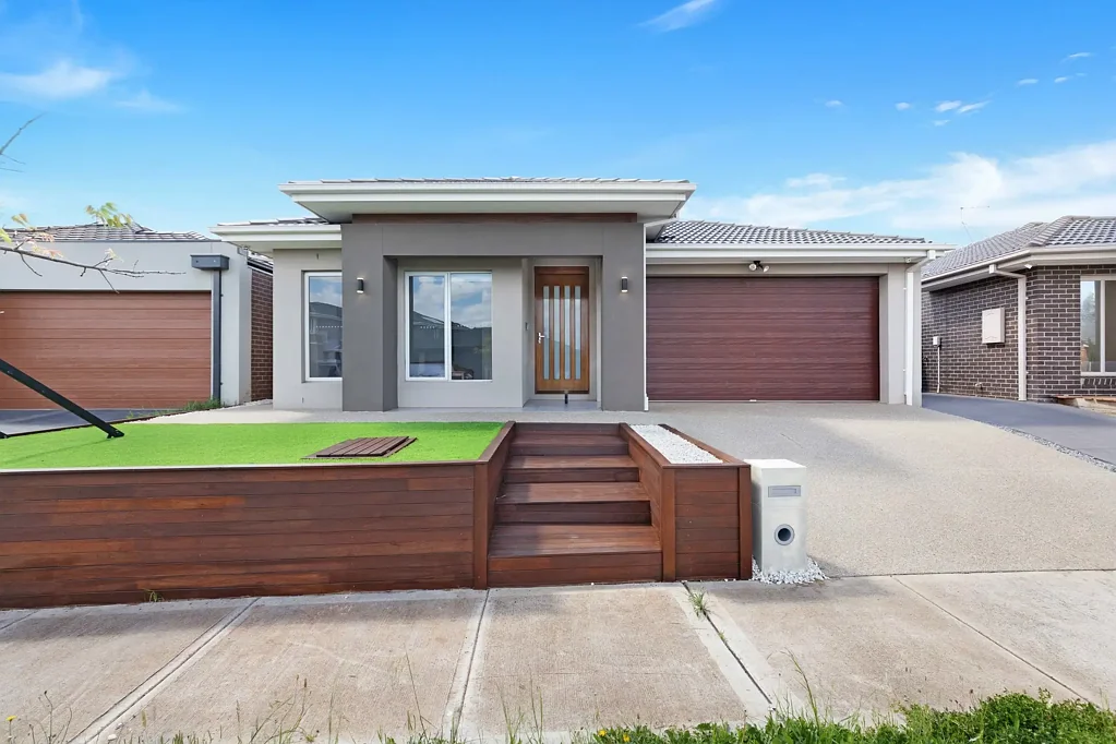 12 Neyland Street, Strathtulloh, VIC 3338