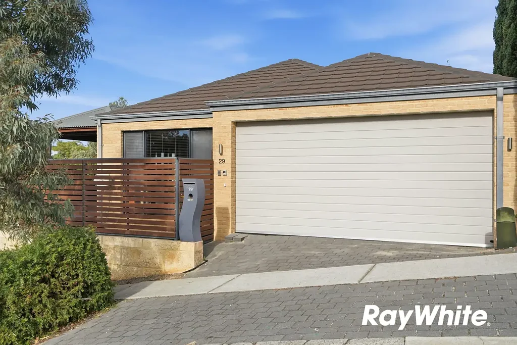 Spacious 3x2 With Modern Features - AVAILABLE NOW