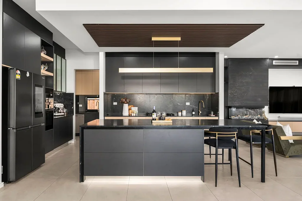 Box Hill 4غرفة نوم A Bold Modern Residence Infused with Refined, Bespoke Finishes