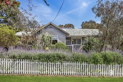 Maldon 3ਬੈੱਡਰੂਮ Light-Filled Home in Maldon Township