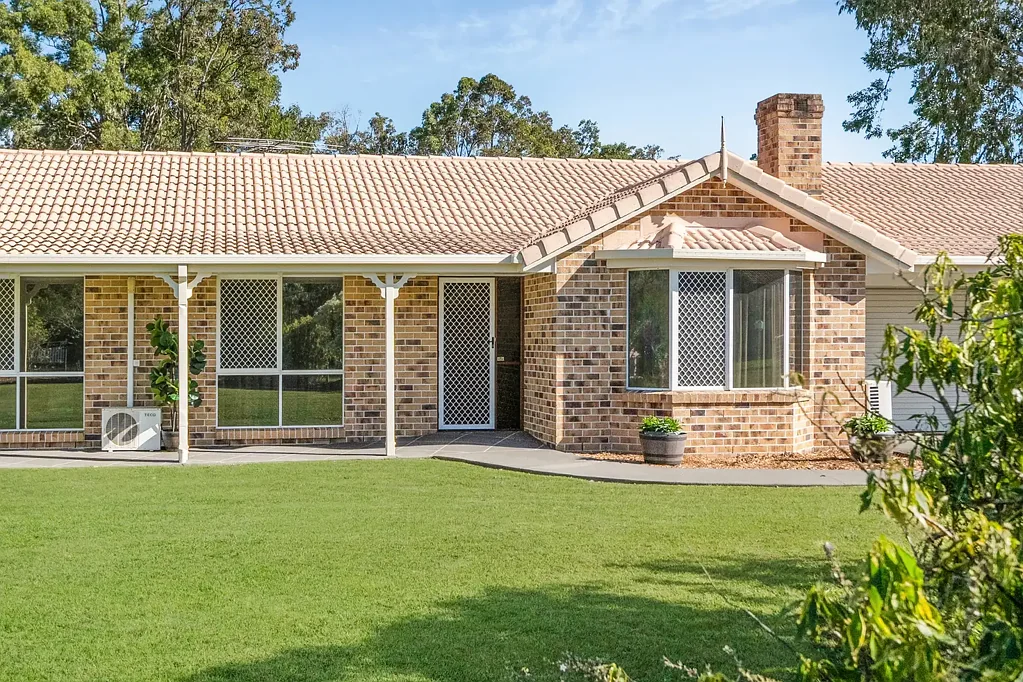 Burpengary 4Moenga 24m x 9m Workshop, Three-Phase Power & Endless Possibilities
