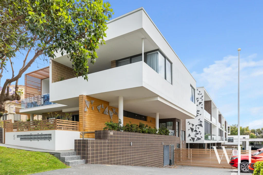 5/5 Birdwood Road, Melville, WA 6156