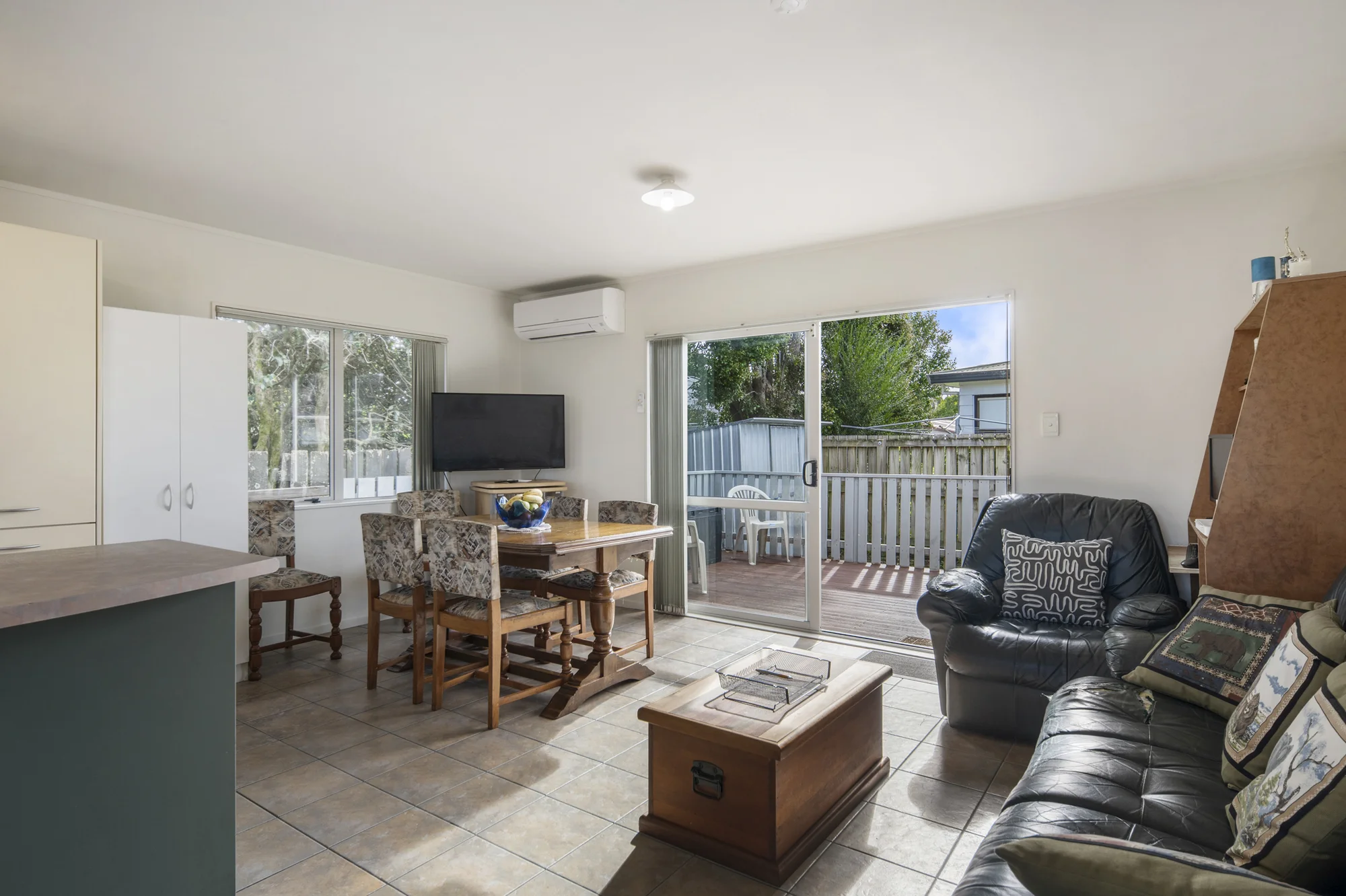 65A Cobham Crescent, Kelston, Waitakere City, Auckland, 3 Schlafzimmer, 1 Badezimmer, House