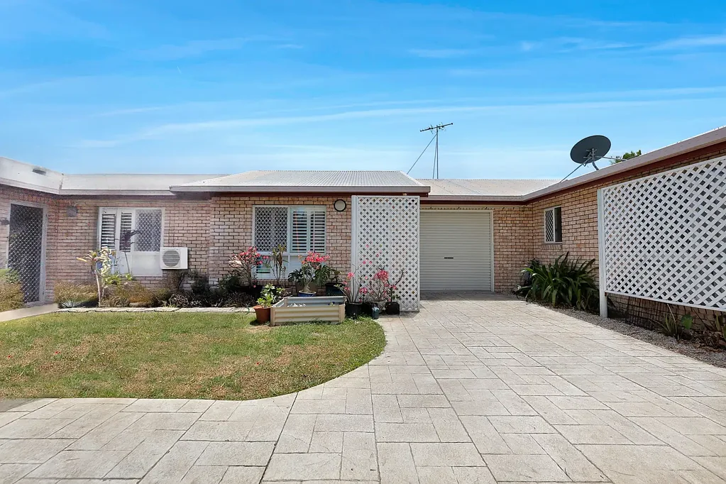 Mackay 2ਬੈੱਡਰੂਮ INNER-CITY WITH COMPLETE RENOVATION & MODERN FLAIR