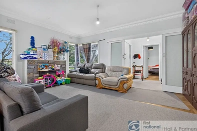 ਰਹਿਣ ਵਾਲਾ ਕਮਰਾ - 4 Davey Court, Springvale, VIC 3171