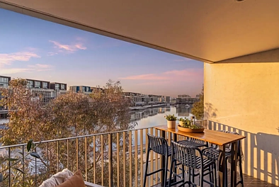 Kingston 2ਬੈੱਡਰੂਮ Waterfront Living