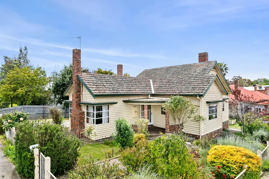 99 Bailey Street, Clunes, VIC 3370