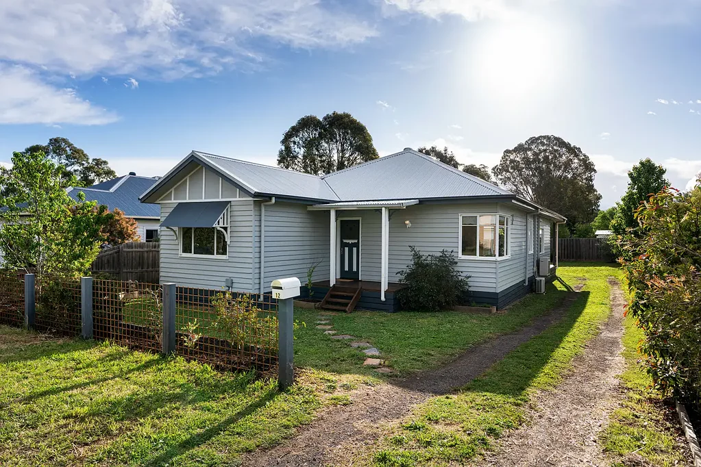 12 Chapel Street, Campbells Creek, VIC 3451
