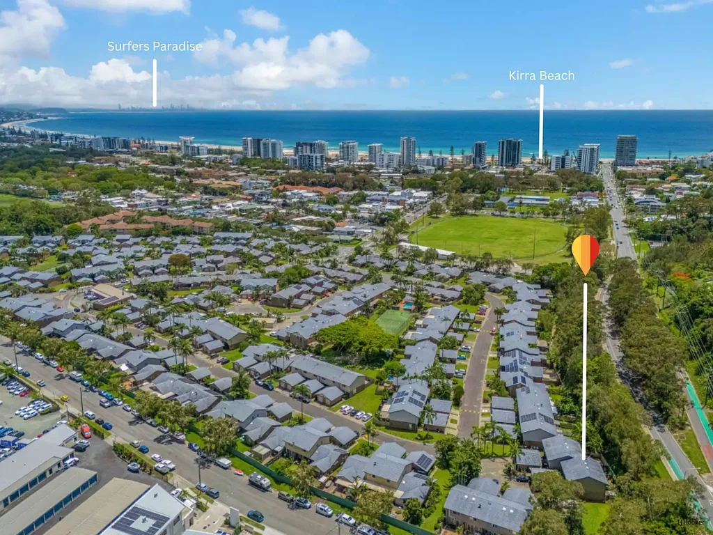 Tweed Heads 2Zimmer Quality updated townhouse in convenient locale