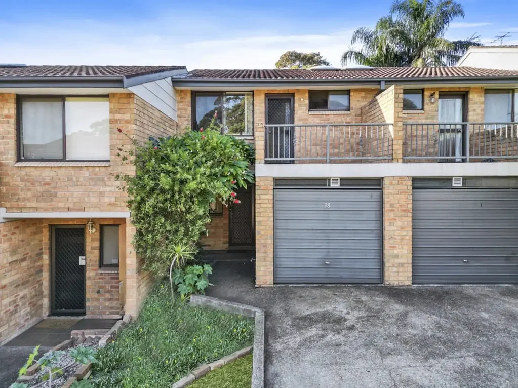 Beautiful family townhouse now available