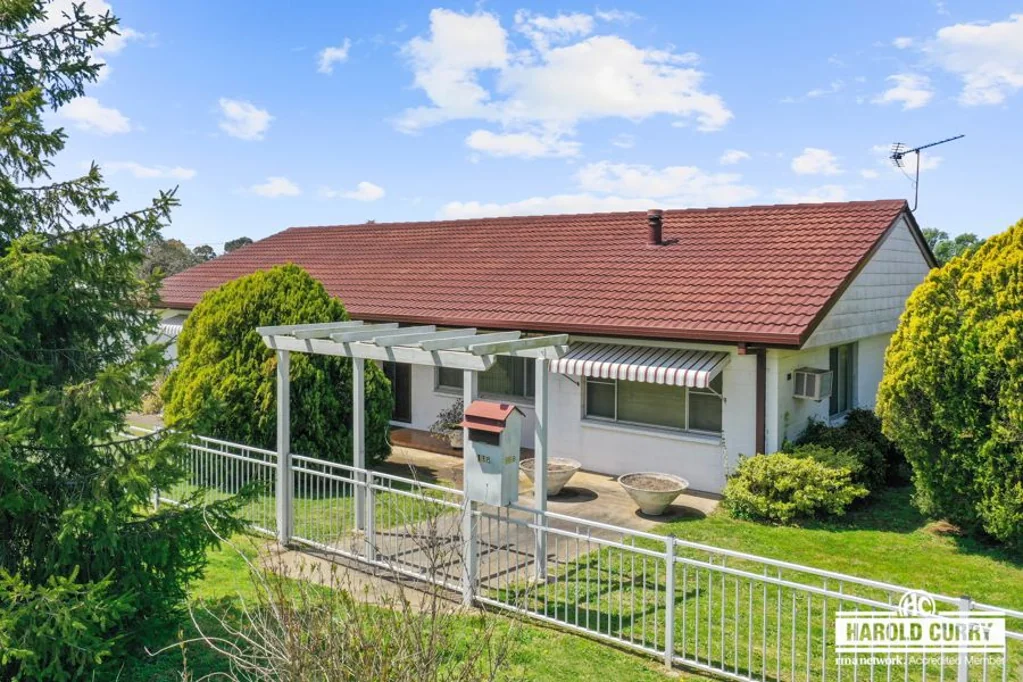 118 Cowper Street, Tenterfield, NSW 2372