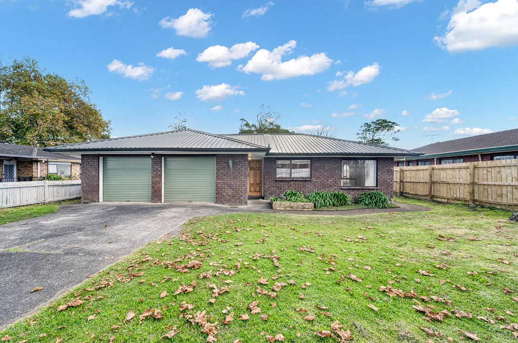 Papatoetoe 4 Slaapkamer Solid Brick & Tile, 701sqm of Possibility