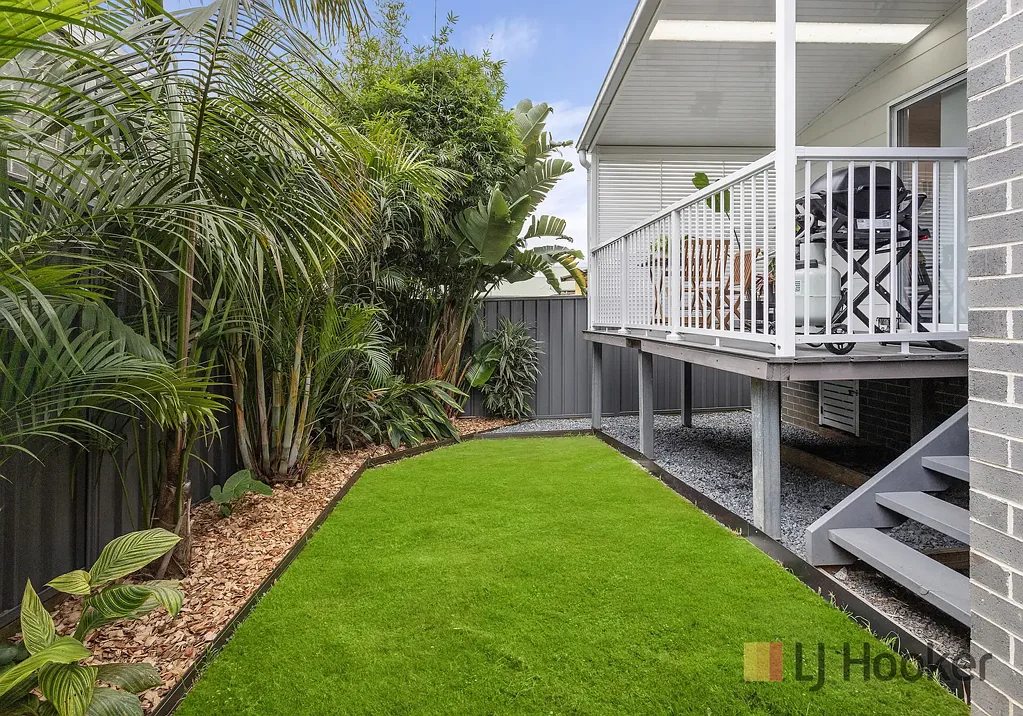 Oak Flats 3房  Neat & Complete Townhouse - A must see