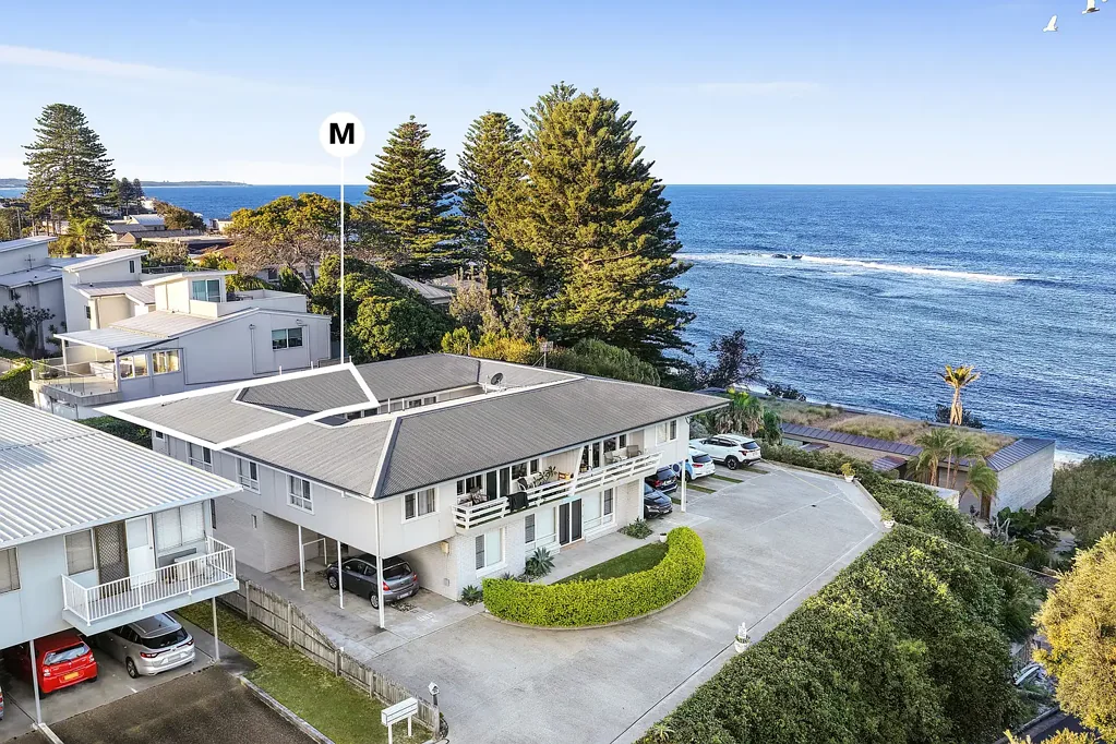 Toowoon Bay 2 Bedroom Rare beachfront unit