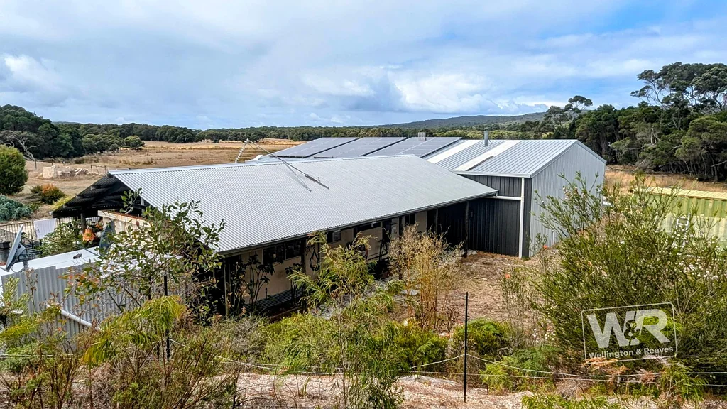 Youngs Siding OFF GRID PRIVATE RETREAT WITH DUAL RESIDENCES & DEVELOPMENTAL POTENTIAL
