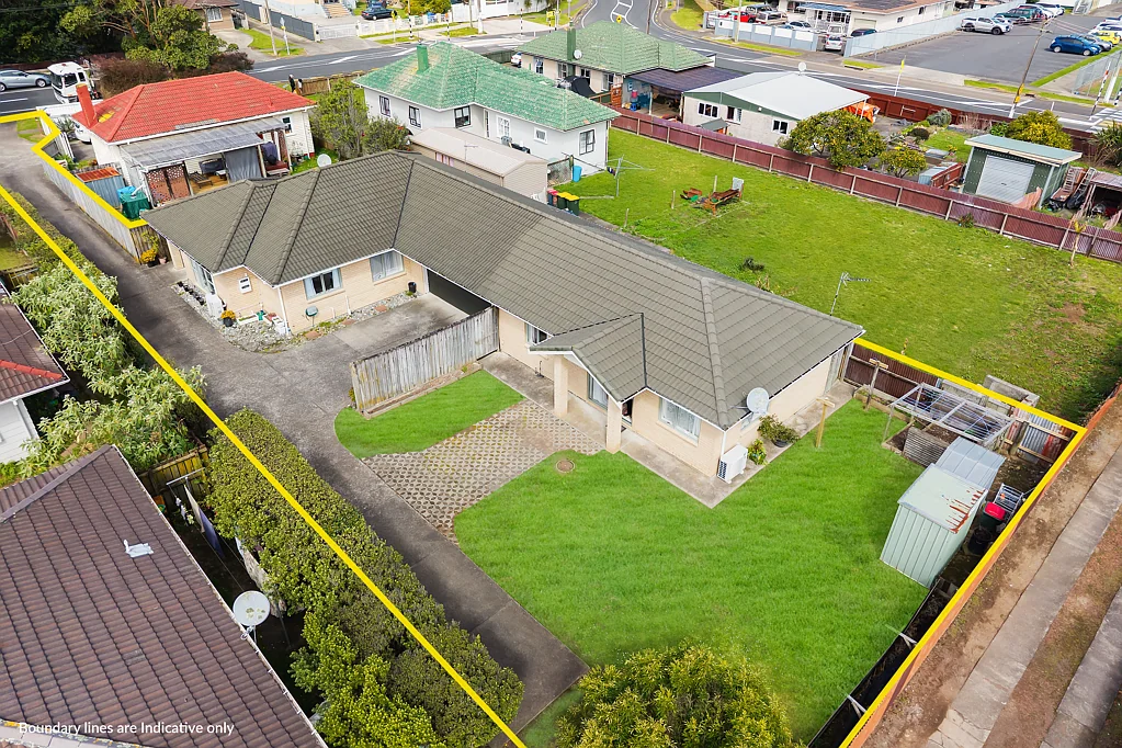 Papatoetoe 5Moenga Brick & Tile Home with Income
