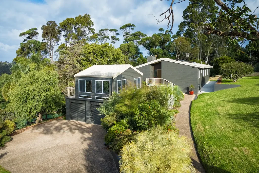 24 Thompson Drive, Tathra, NSW 2550
