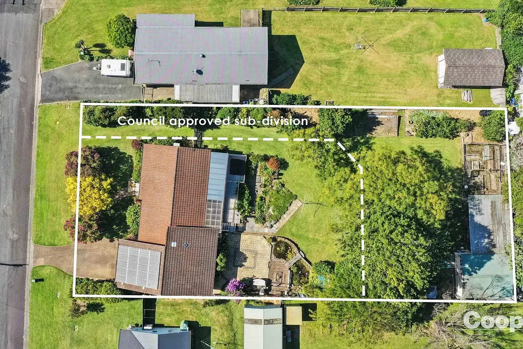 Milton 4Moenga Garden Estate on 1768m2 with DA approval for 2 blocks