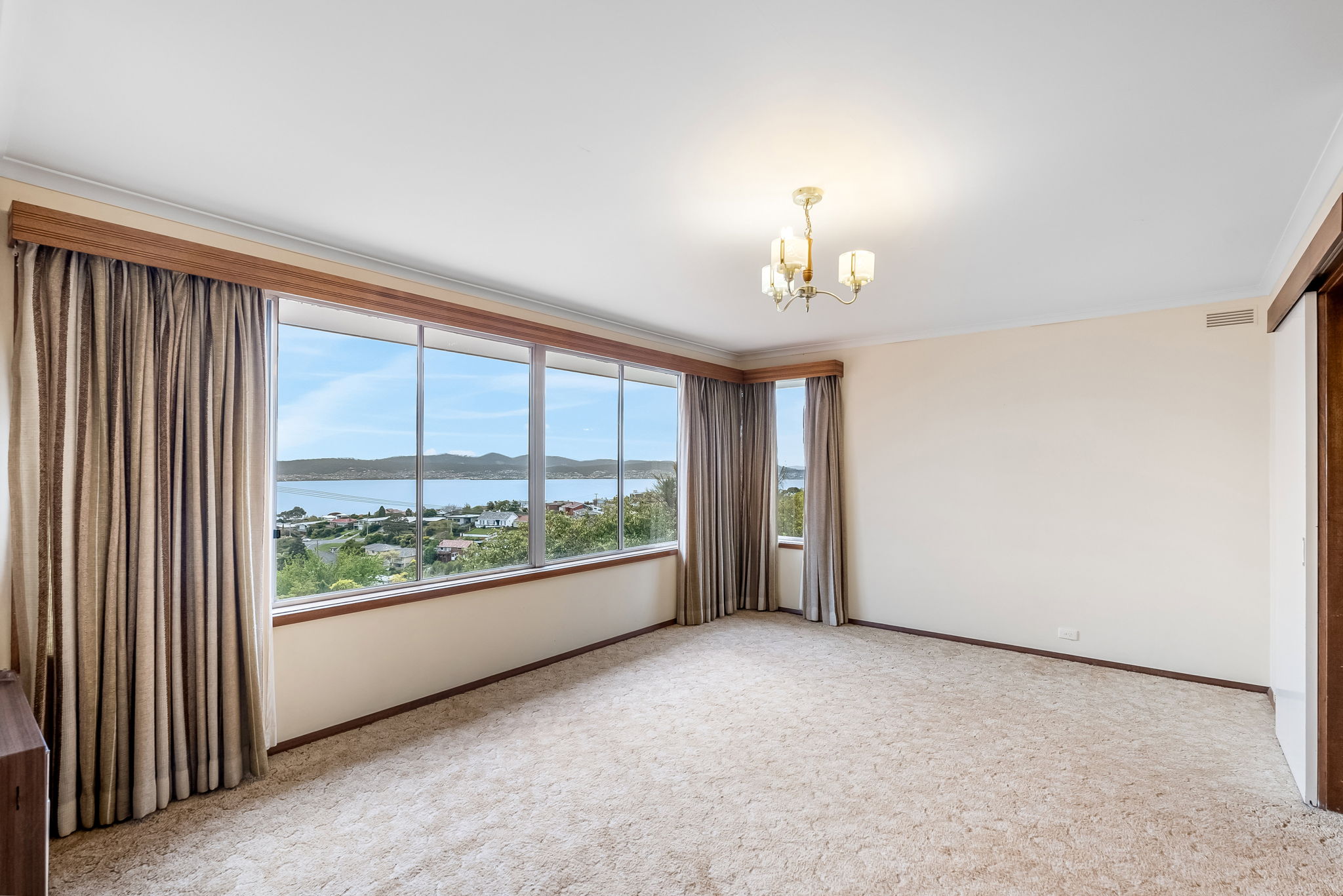 484 CHURCHILL AV, SANDY BAY TAS 7005, 0 غرف, 0 حمامات, House