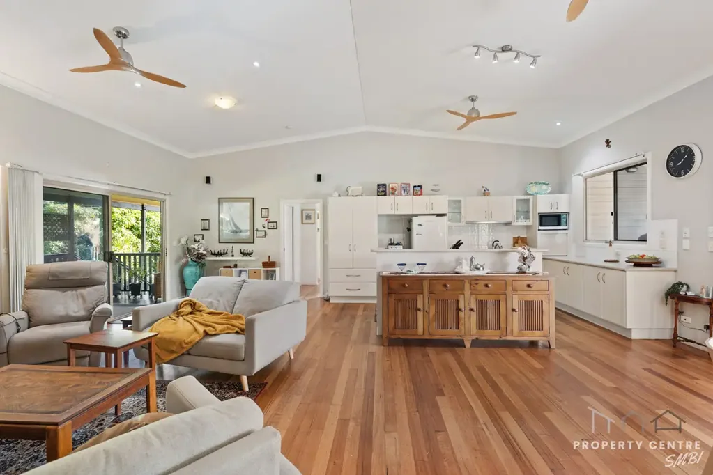 Russell Island 3Moenga WATER VIEWS, EXECUTIVE HOME ON 1254 sqm