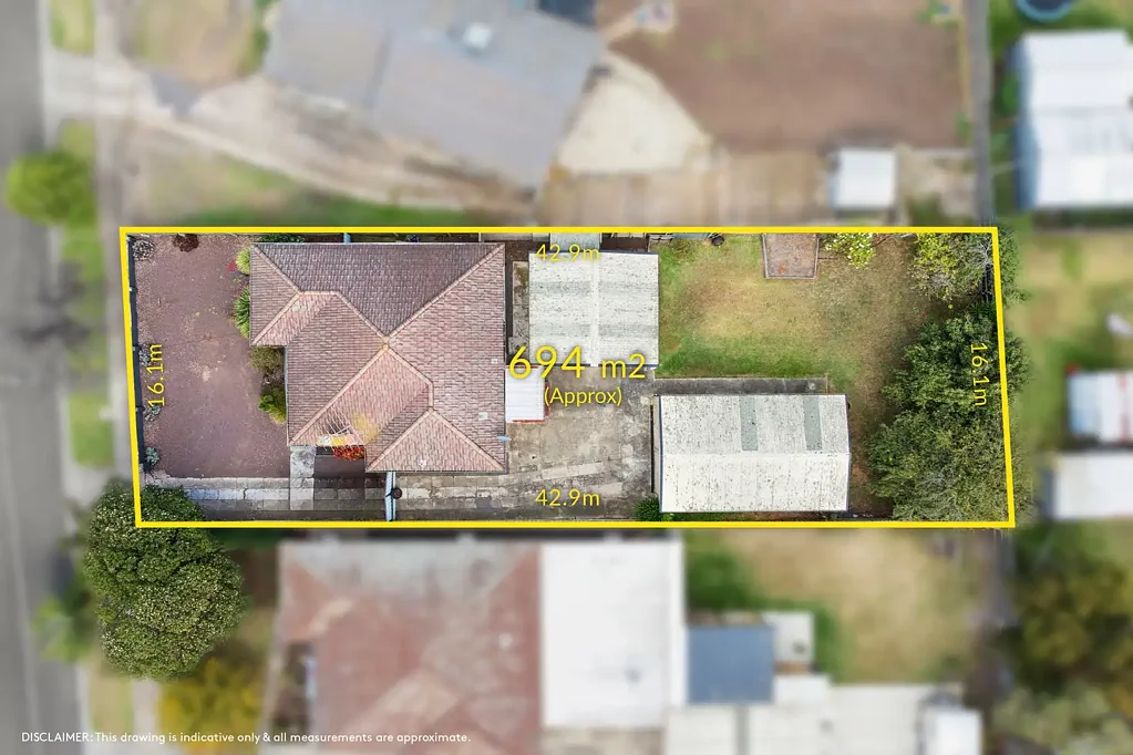 Corio 3 Slaapkamer 694m² with Approved Plans for Four Dwellings