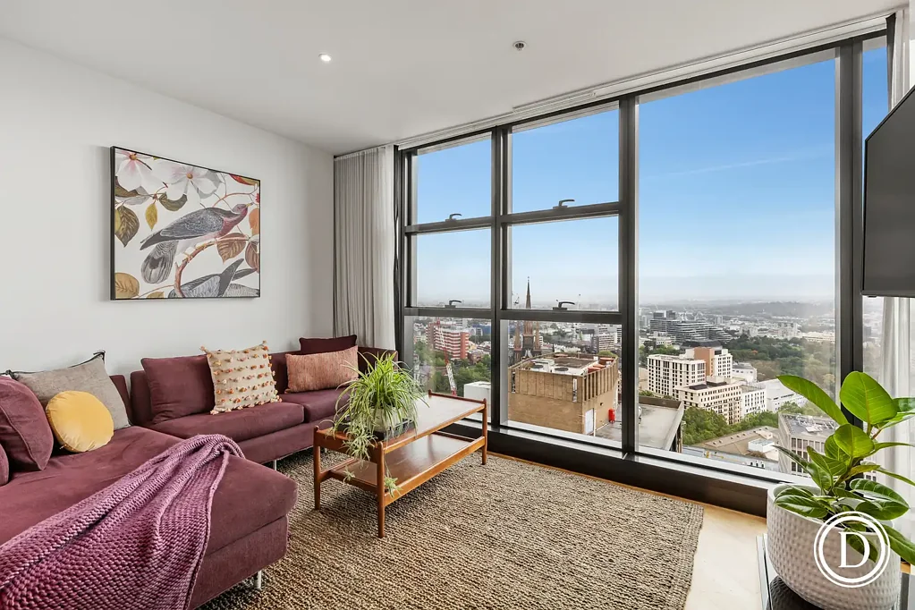 Luxury Sheraton Apartment With Park Views & Car Park