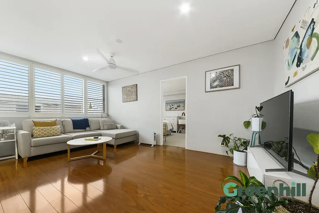 Charming One-Bedroom Apartment Moments from Maroubra Beach