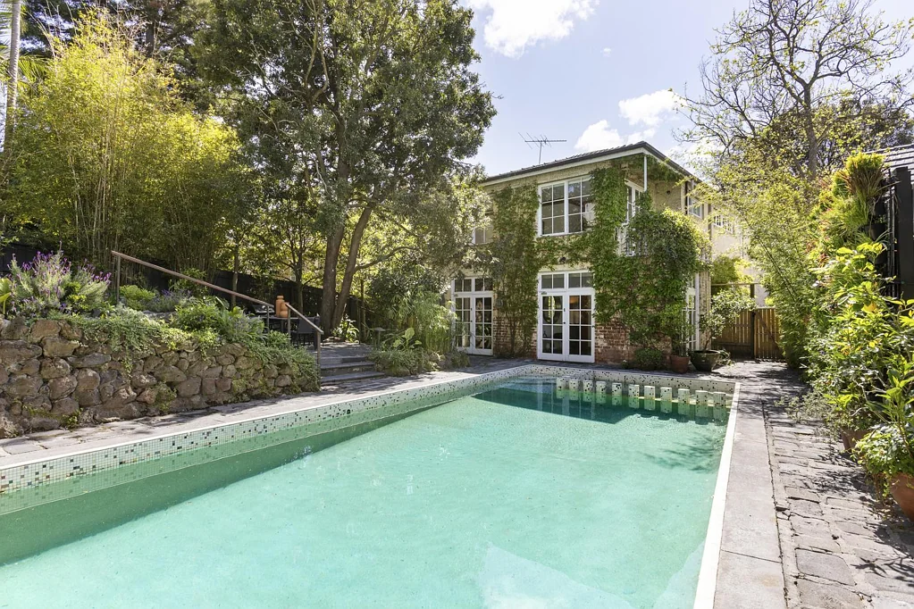 11 Turnbull Avenue, Toorak, VIC 3142