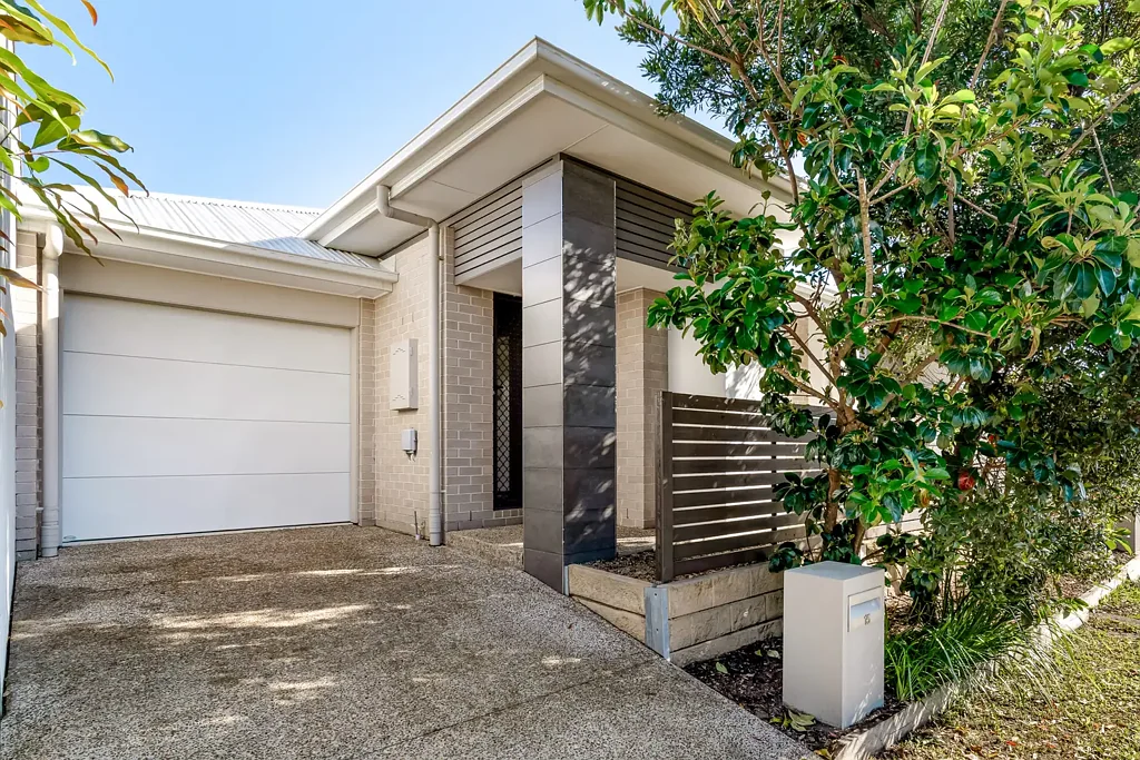 15 Davies Street, Baringa, QLD 4551