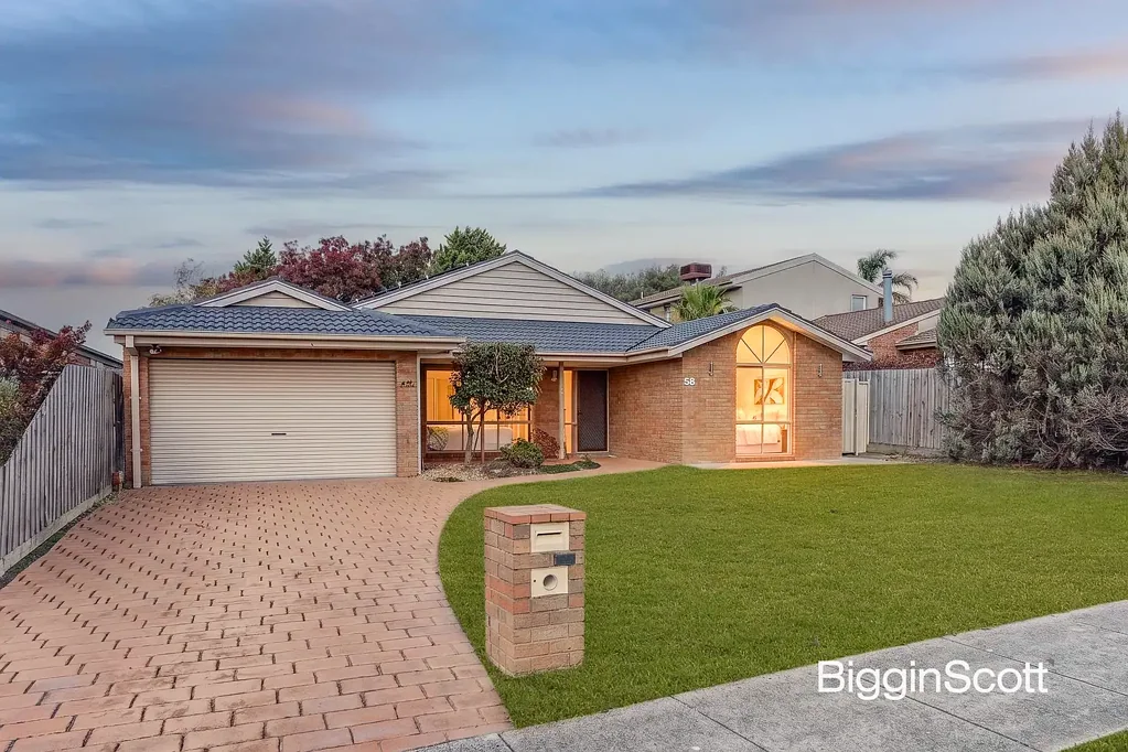 58 Lakesfield Drive, Lysterfield, VIC 3156