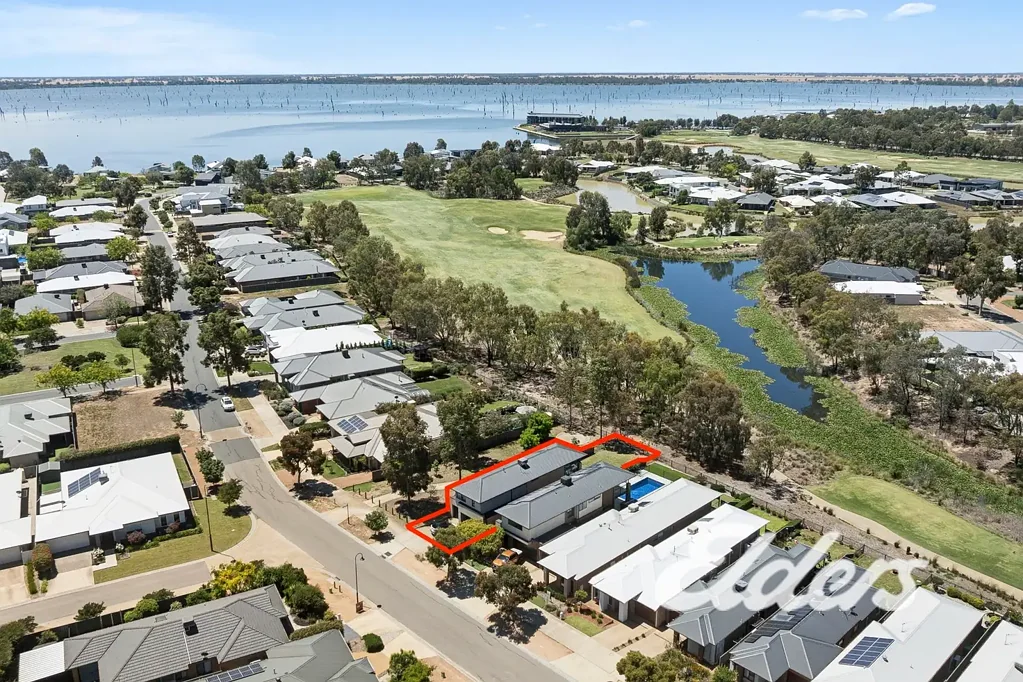 Yarrawonga 3બેડરૂમ Golf-Course Lifestyle Meets Modern Living